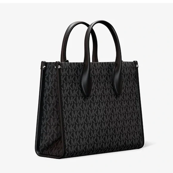 Michael Kors Mirella Small Signature Logo Crossbody Bag
Black
NWT - Picture 3 of 16